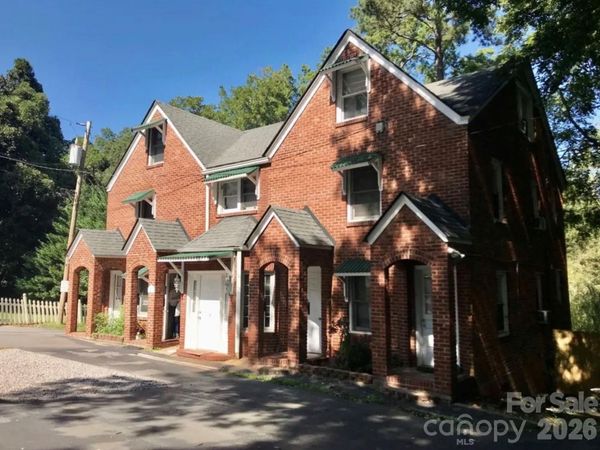 161 Union Street S, Concord, NC 28025