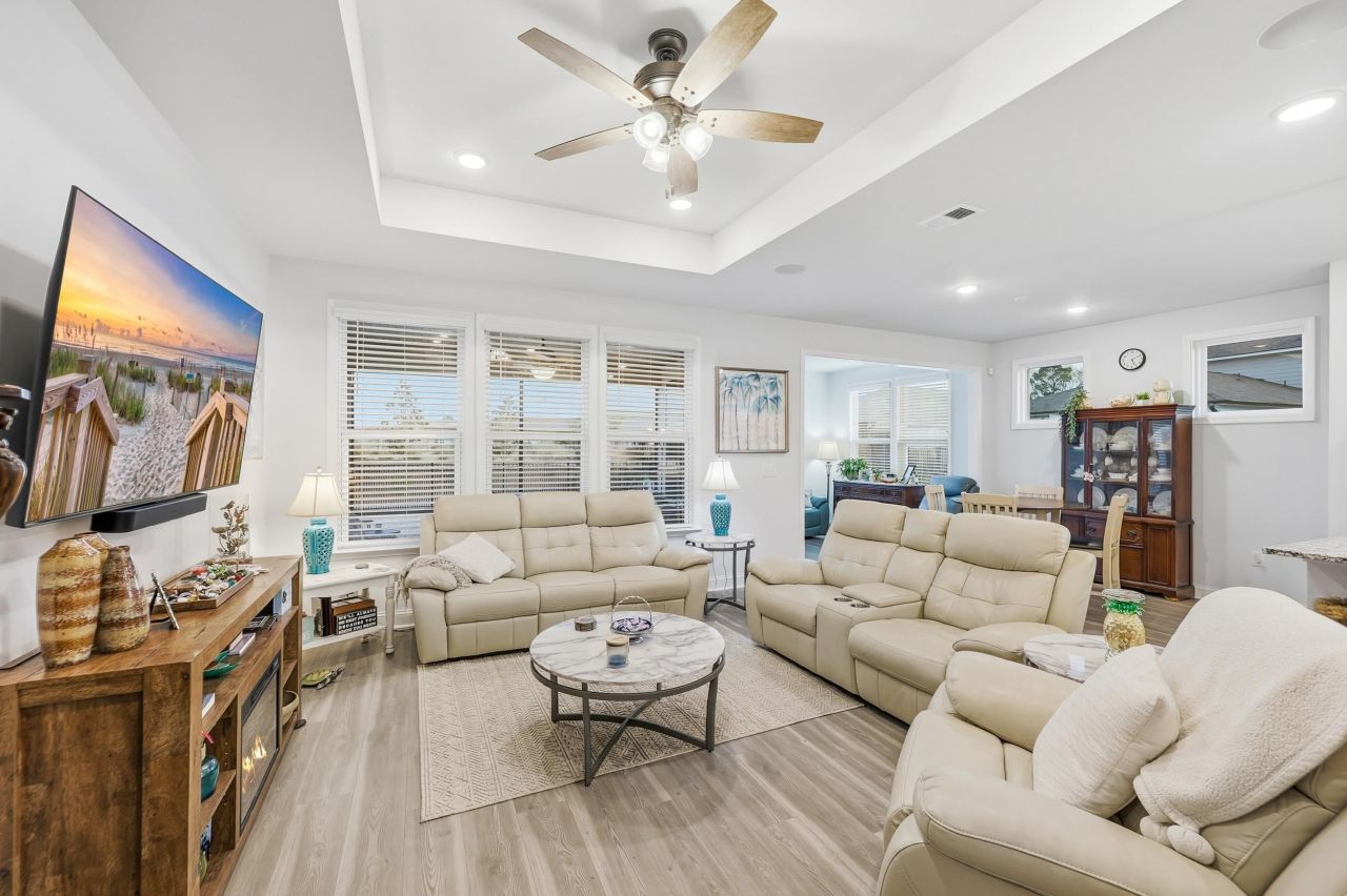 1206 Coneflower Way Photo 12