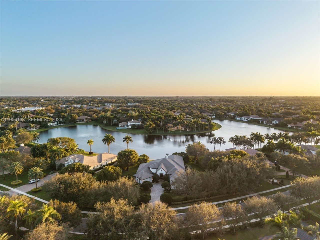 12620 N Winners Cir, Davie, FL 33330 Photo