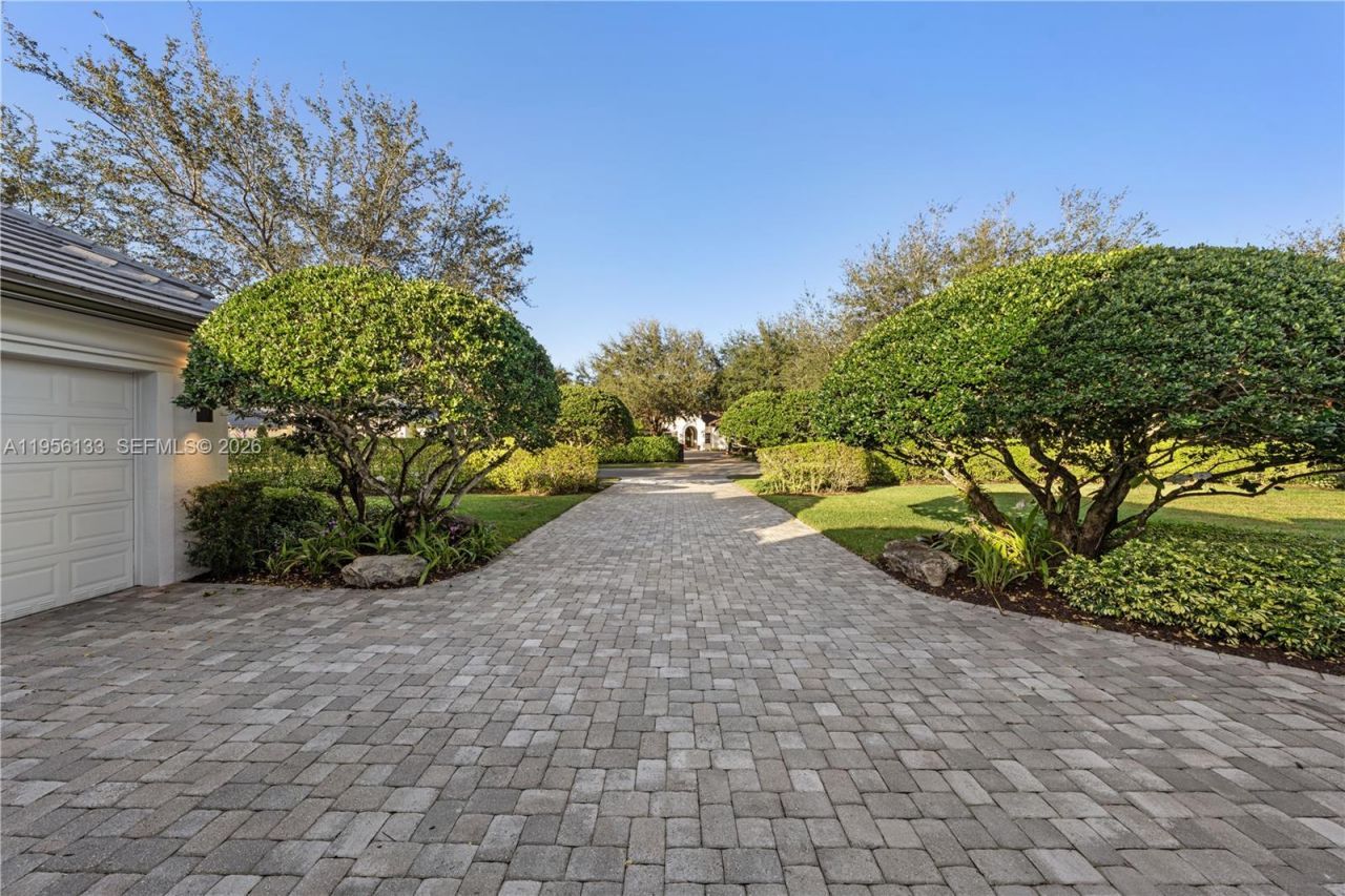 12620 N Winners Cir, Davie, FL 33330 Photo