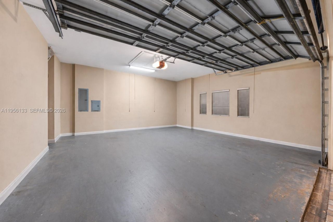 12620 N Winners Cir, Davie, FL 33330 Photo