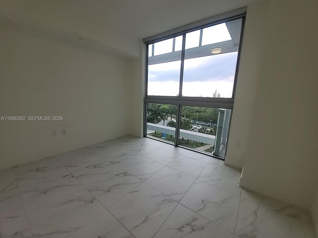 2000 Metropica Way , Unit 412, Sunrise, FL 33323 Photo