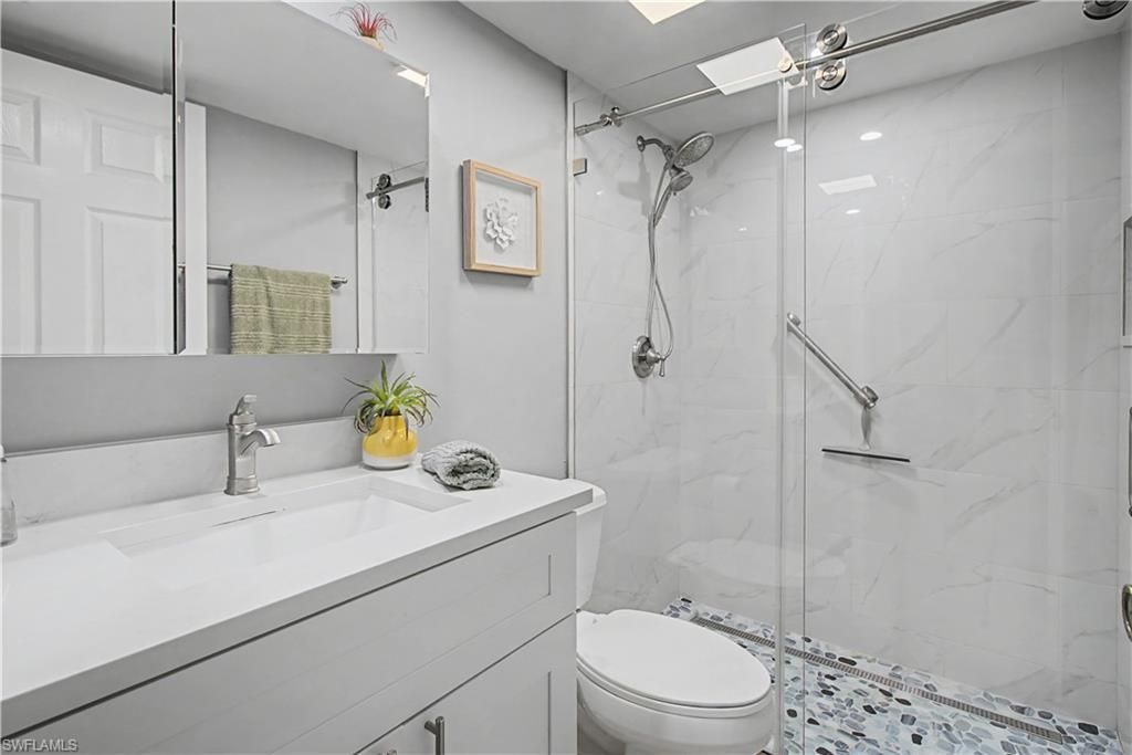 741 Landover Cir, Unit 102, Naples, FL 34104 Photo