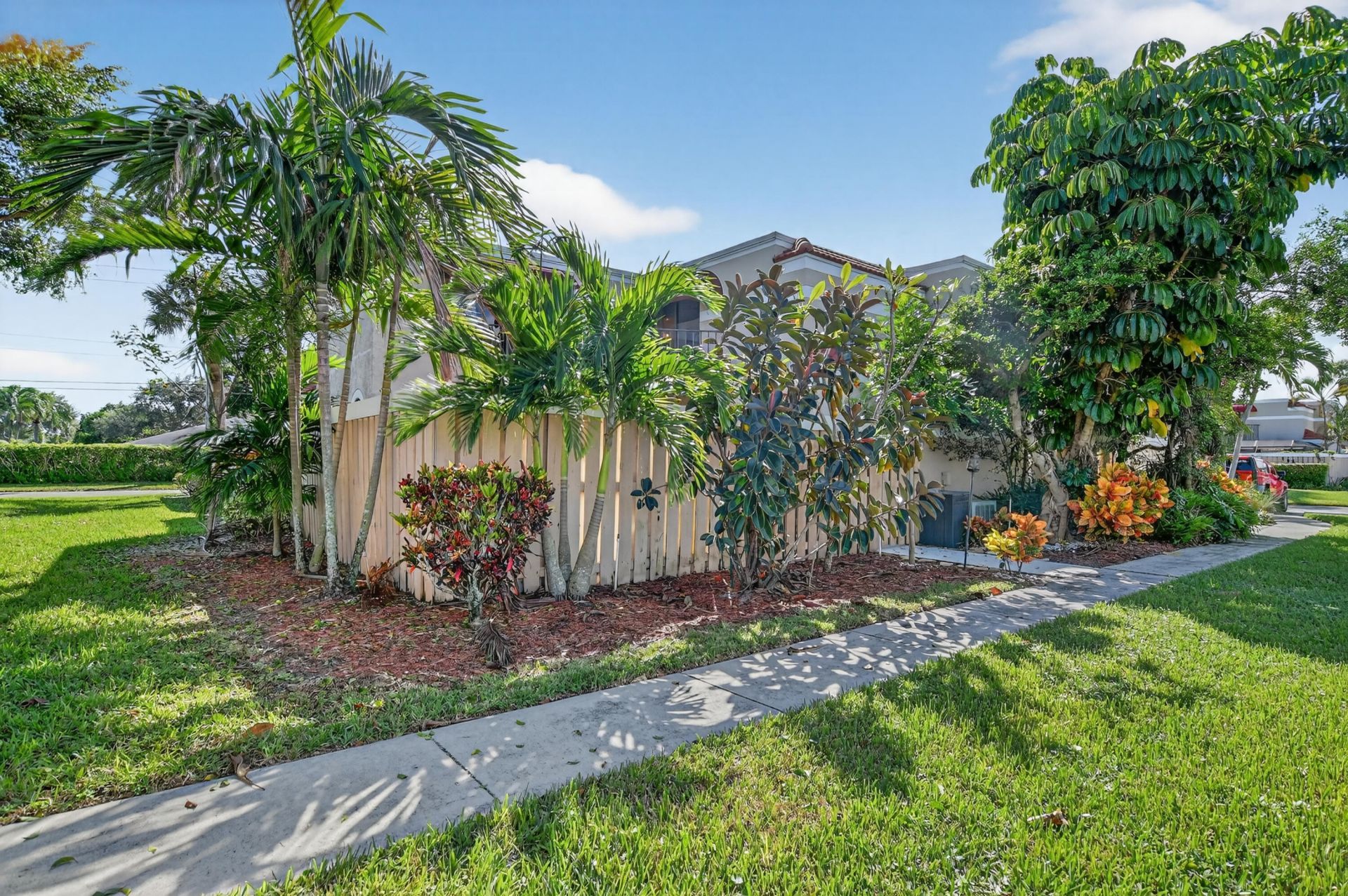 4005 Village Drive, Unit B, Delray Beach, FL 33445 Photo