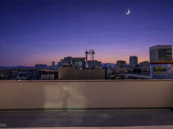 150 Las Vegas Boulevard, Unit 807, Las Vegas, NV 89101