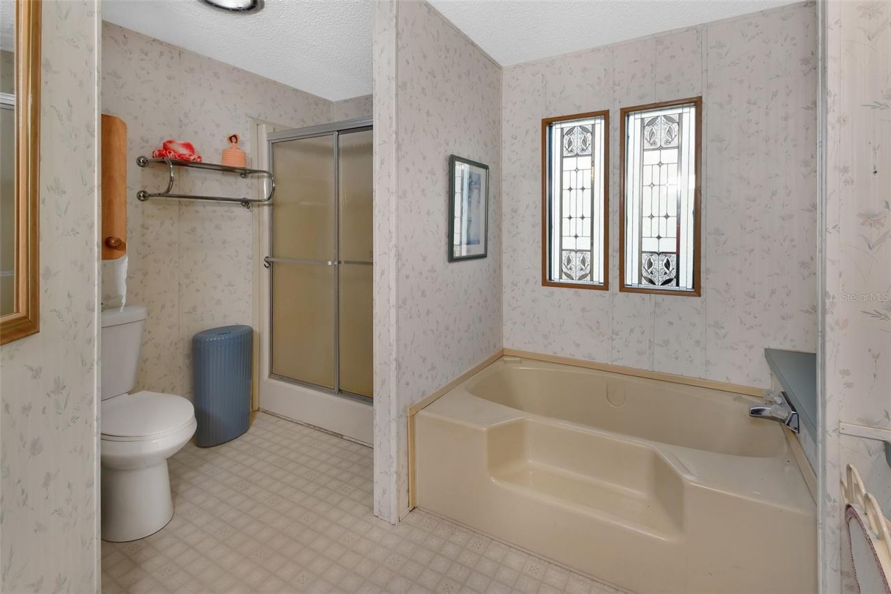 27130 Fishermans Road, Paisley, FL 32767 Photo