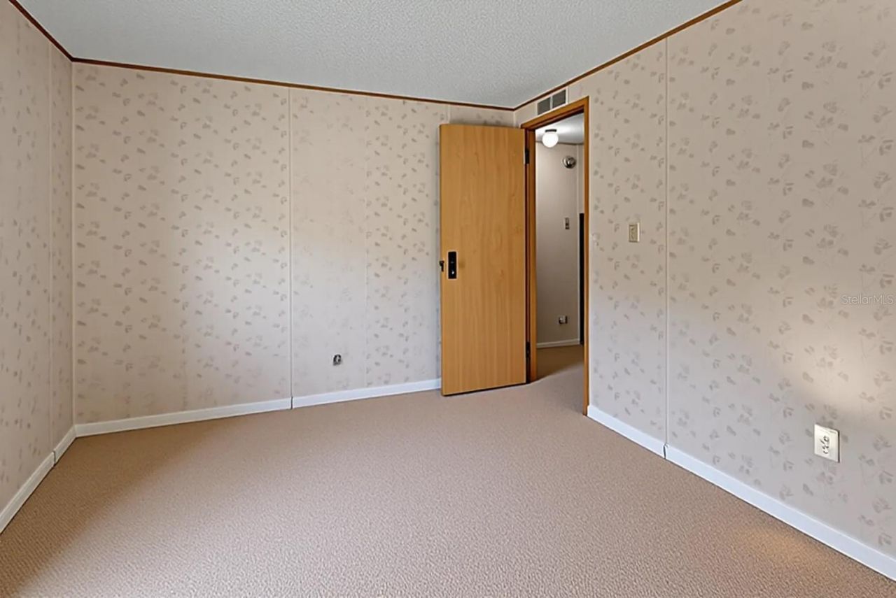 27130 Fishermans Road, Paisley, FL 32767 Photo