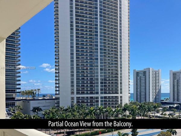 1825 S Ocean Drive, Unit 912, Hallandale Beach, FL 33009