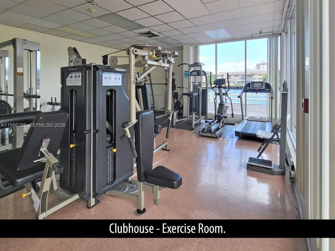 1825 S Ocean Drive, Unit 912, Hallandale Beach, FL 33009 Photo