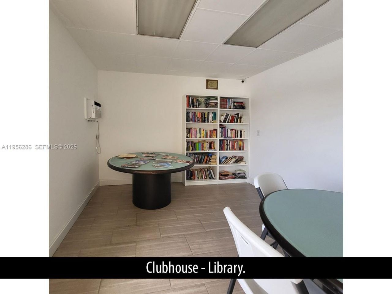 1825 S Ocean Drive, Unit 912, Hallandale Beach, FL 33009 Photo