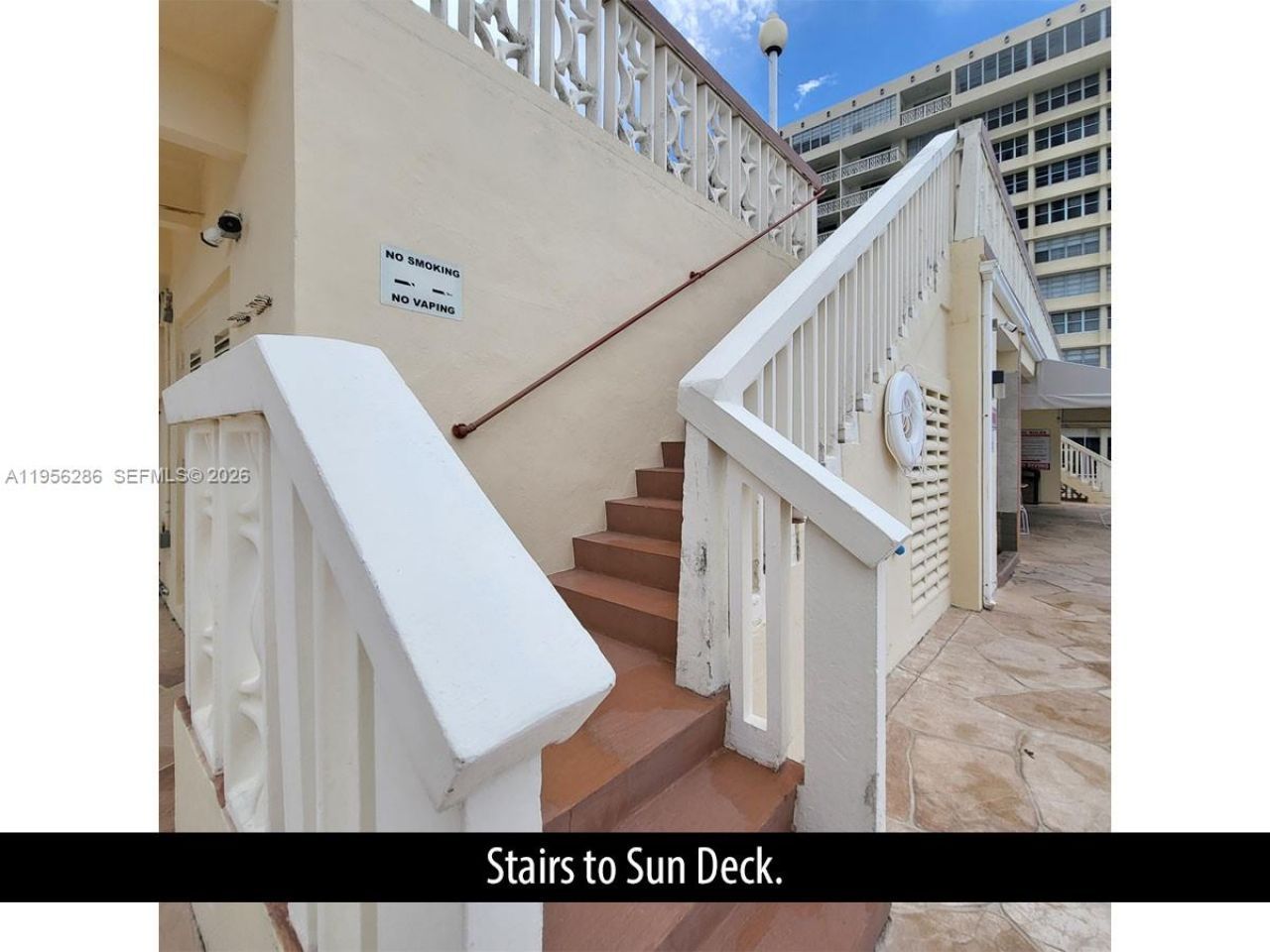 1825 S Ocean Drive, Unit 912, Hallandale Beach, FL 33009 Photo