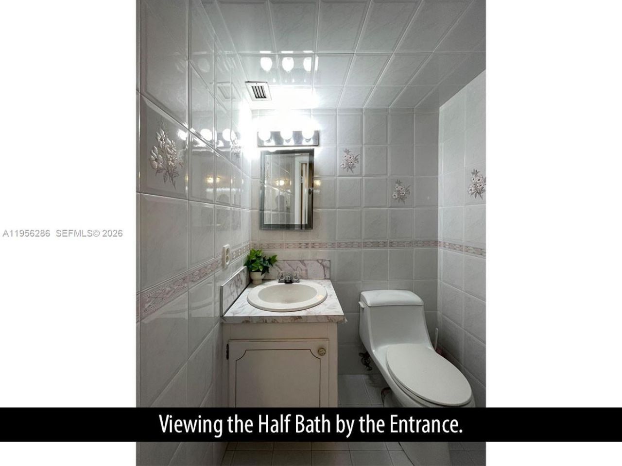 1825 S Ocean Drive, Unit 912, Hallandale Beach, FL 33009 Photo