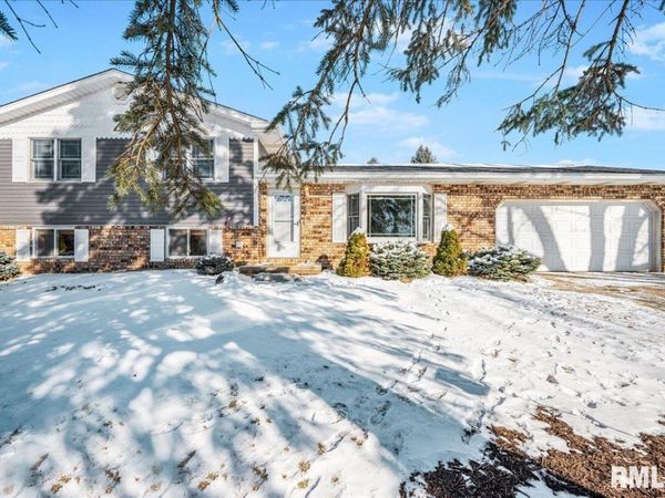 12 LAKEVIEW Drive, Groveland, IL 61535