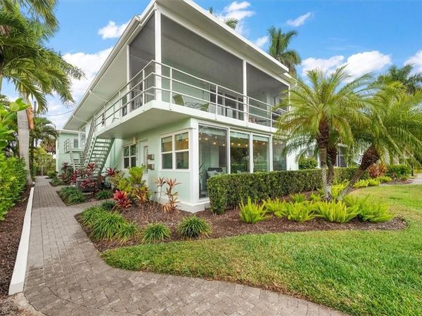 291 8th AVE S, Unit 291A, NAPLES, FL 34102