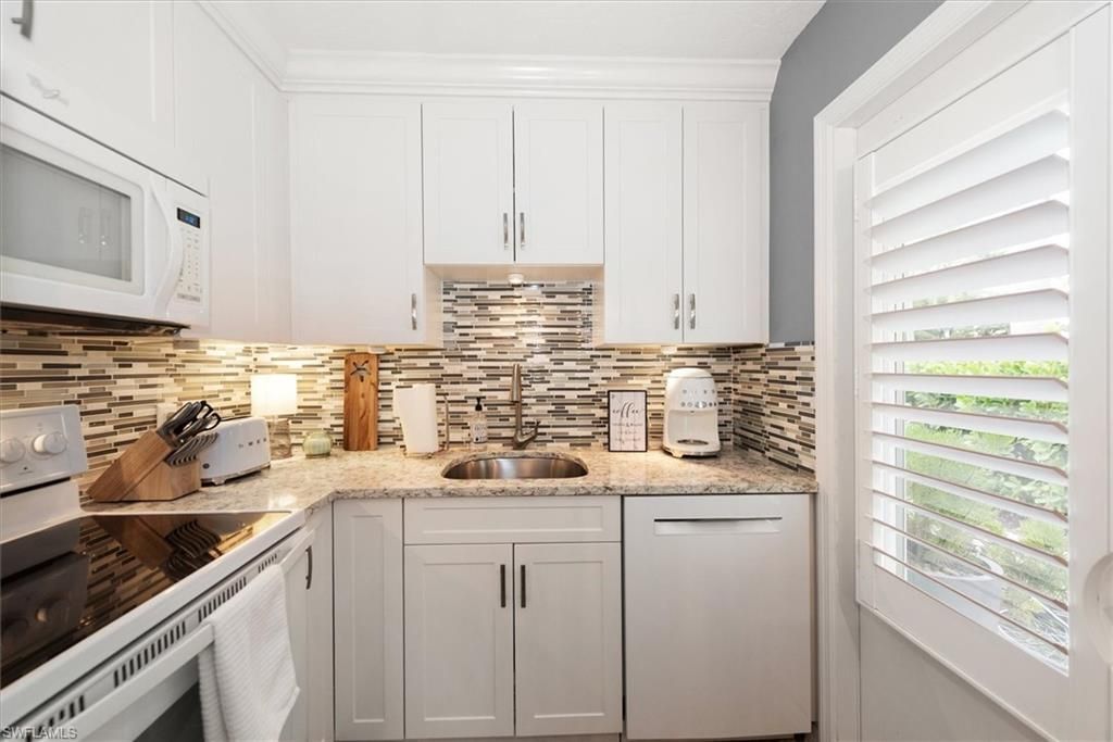 291 8th Ave S, Unit 291A, Naples, FL 34102 Photo