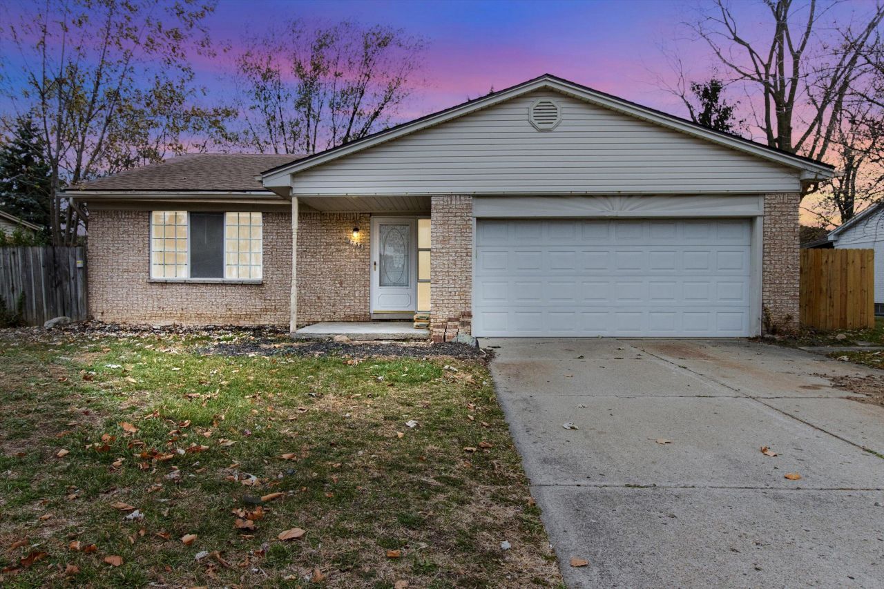 1735 Crestline Drive, Troy, MI 48083 Main Photo
