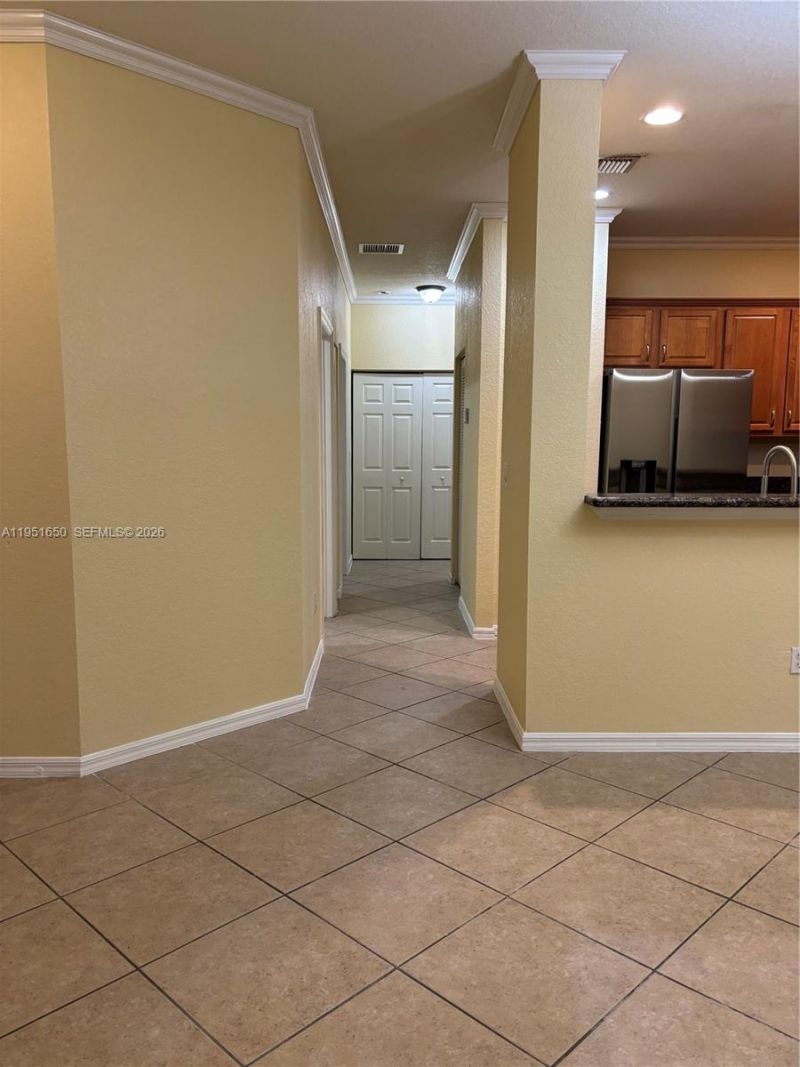 5907 Abbey Rd, Tamarac, FL 33321 Photo