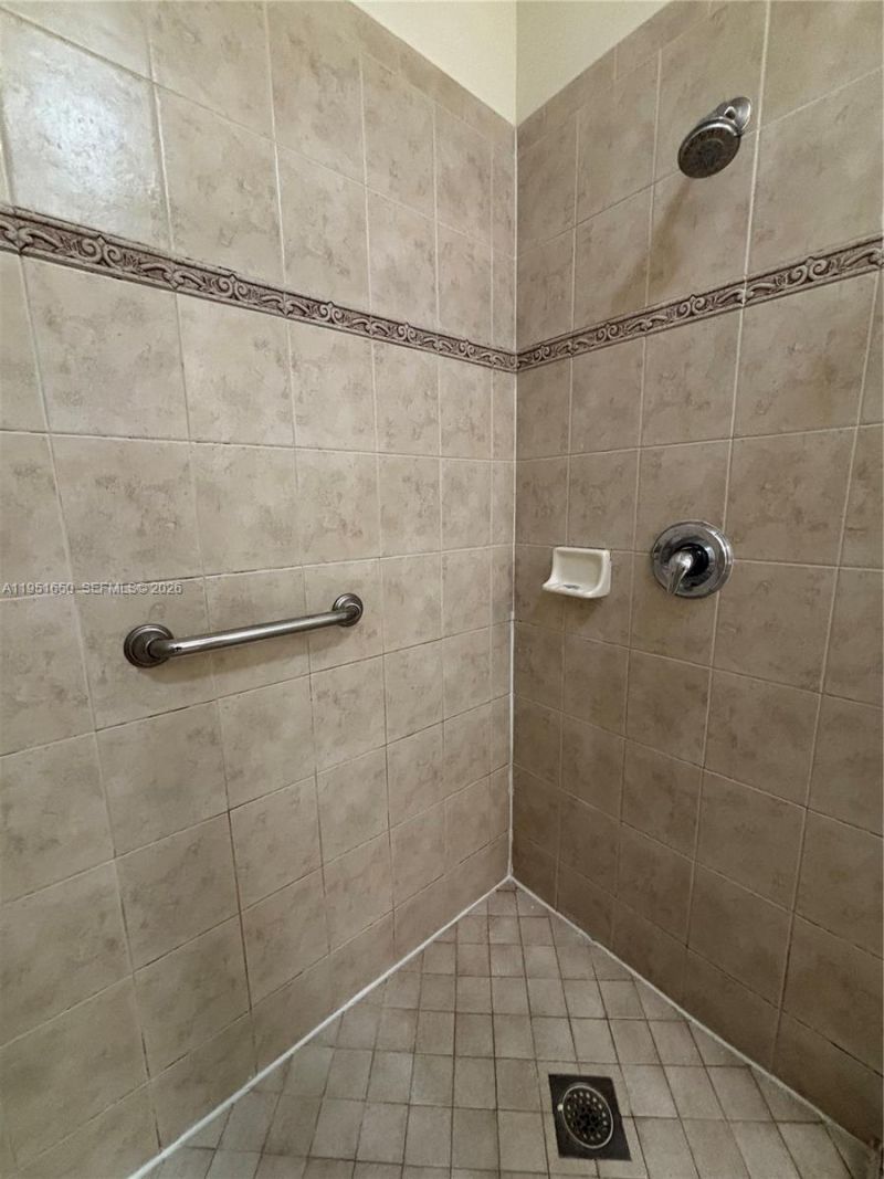 5907 Abbey Rd, Tamarac, FL 33321 Photo