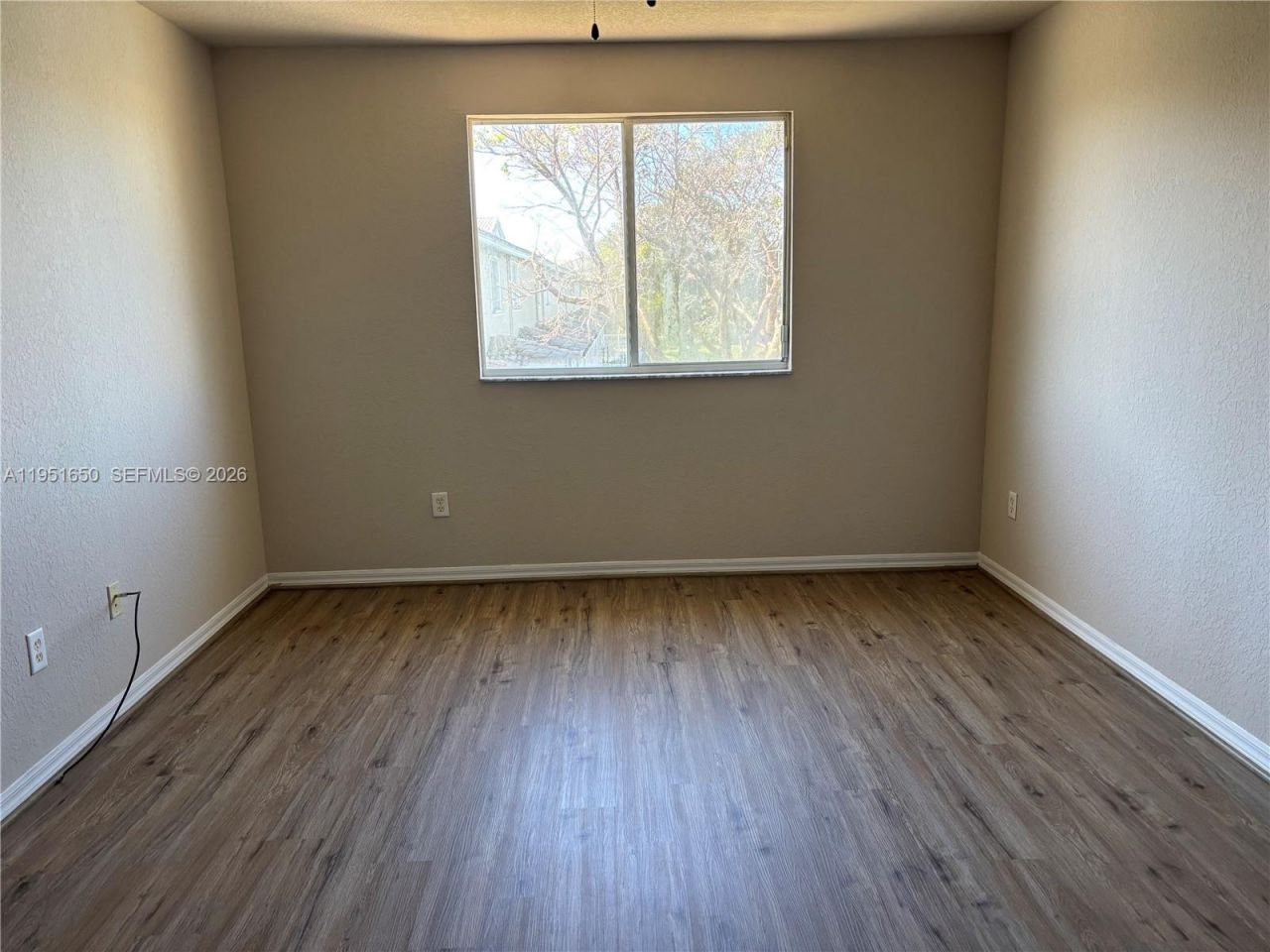 5907 Abbey Rd, Tamarac, FL 33321 Photo