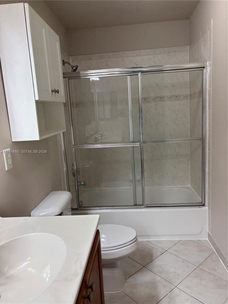 5907 Abbey Rd, Tamarac, FL 33321 Photo