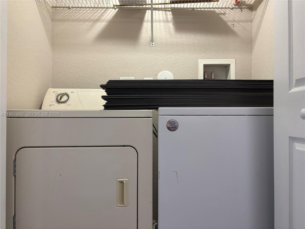 5907 Abbey Rd, Tamarac, FL 33321 Photo