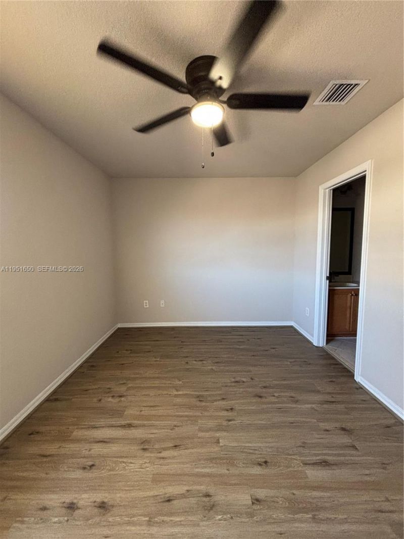 5907 Abbey Rd, Tamarac, FL 33321 Photo