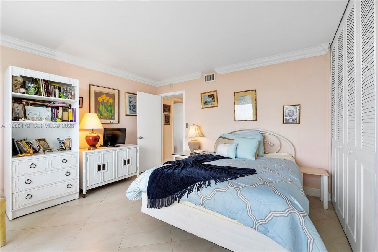 4300 N Ocean Blvd, Unit 6B, Fort Lauderdale, FL 33308 Photo