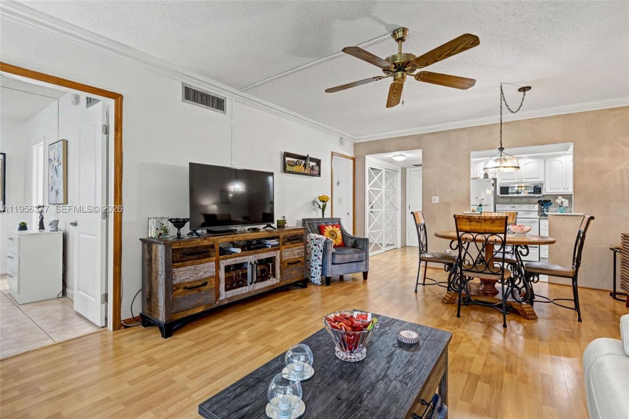 5661 SW 2nd Ct, Unit 101, Margate, FL 33068 Photo