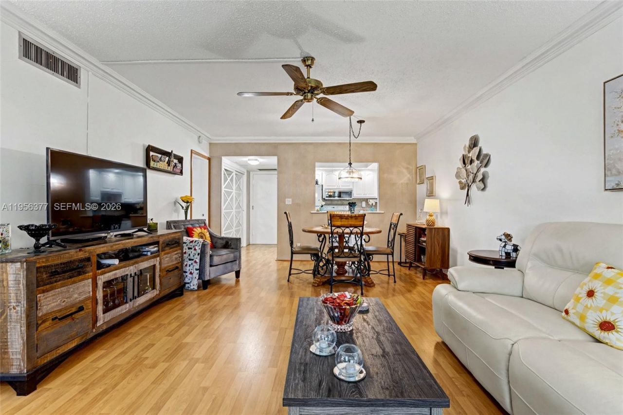 5661 SW 2nd Ct, Unit 101, Margate, FL 33068 Photo