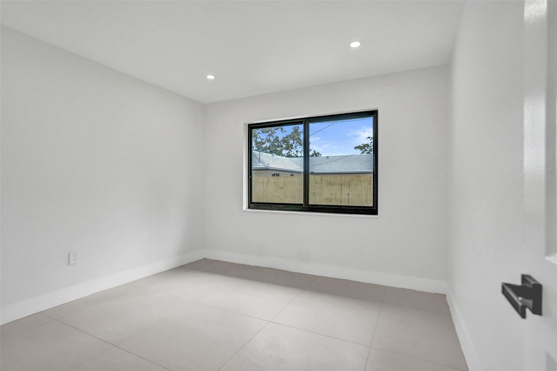 518 Linnet Cir, Delray Beach, FL 33444 Photo