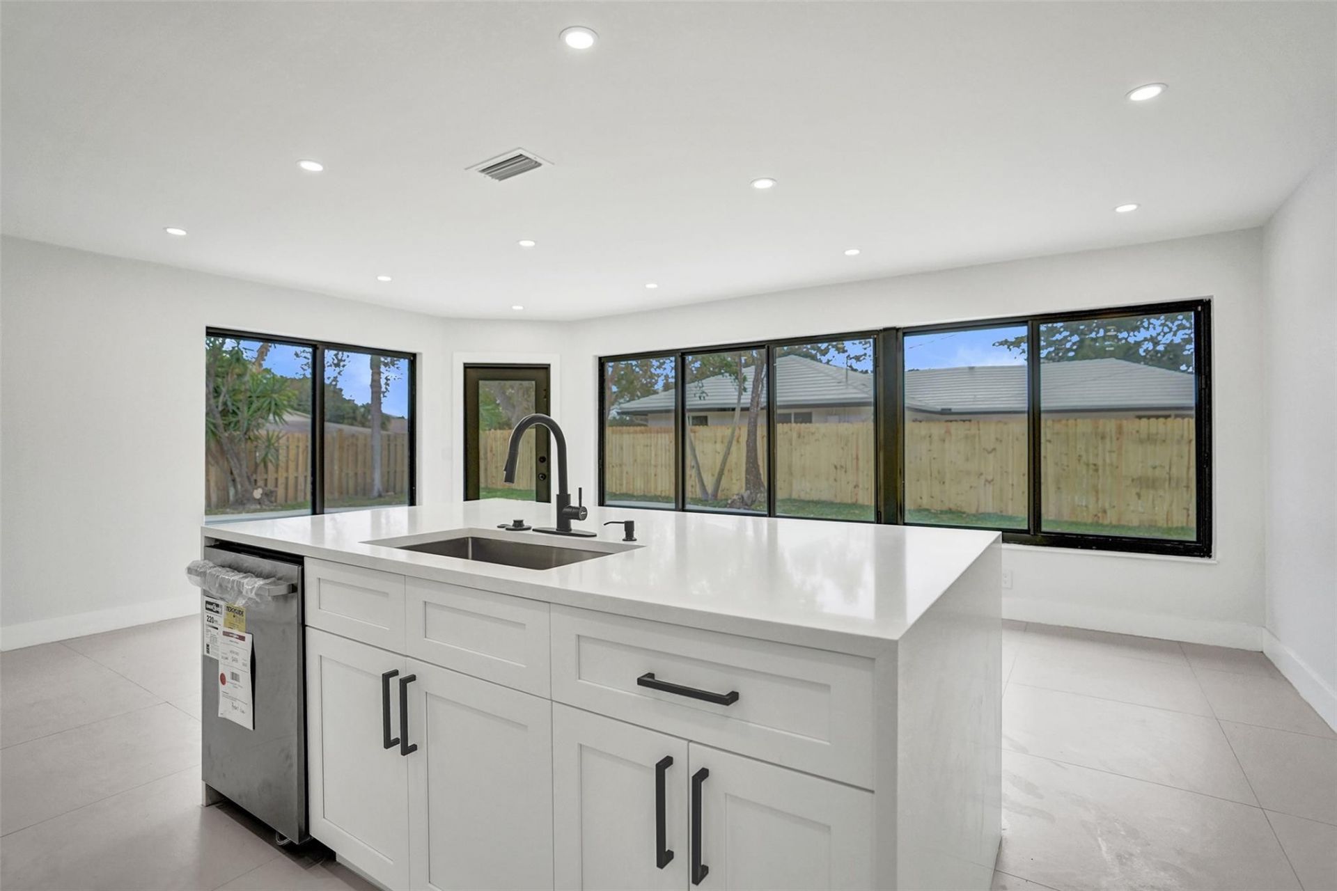 518 Linnet Cir, Delray Beach, FL 33444 Photo