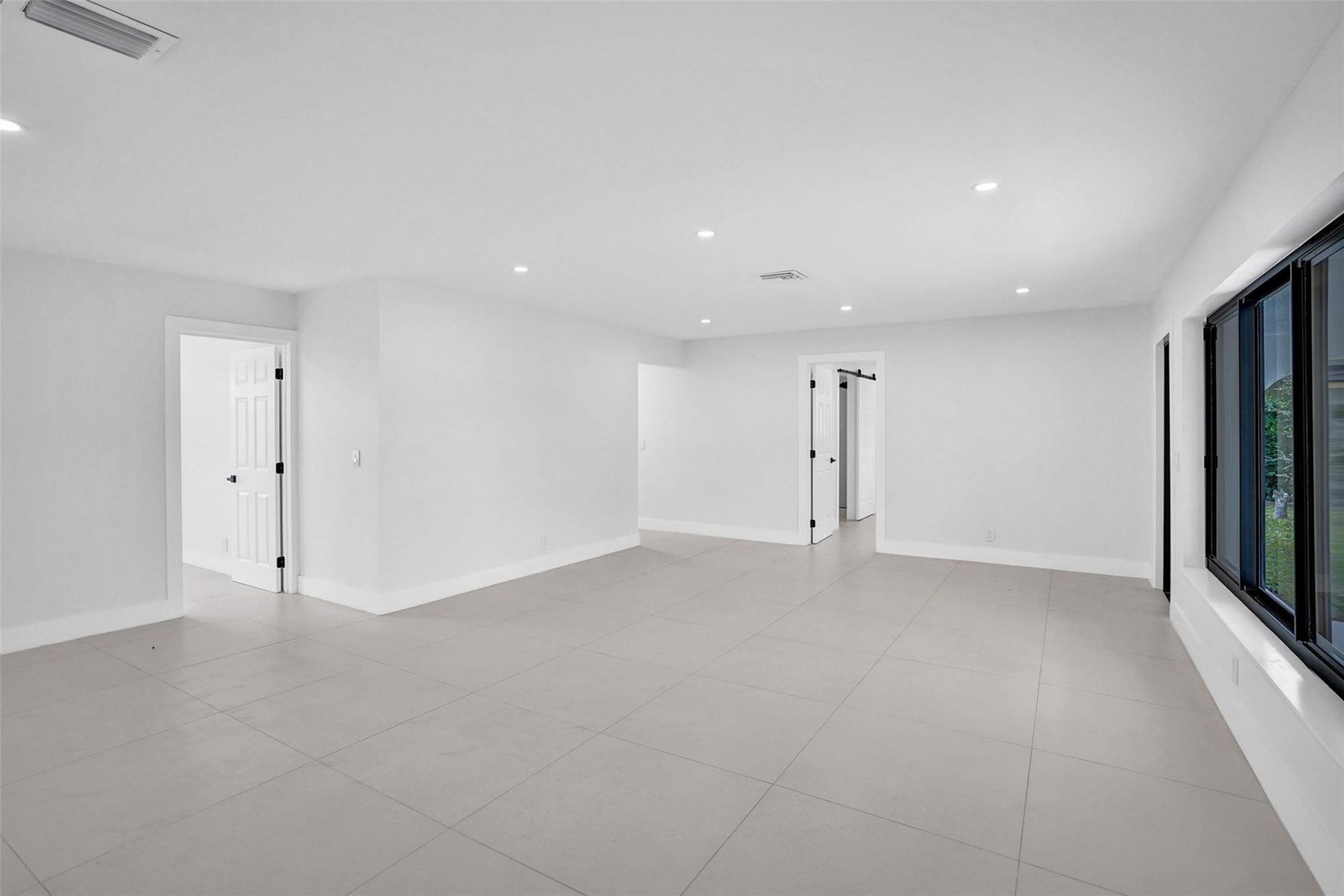 518 Linnet Cir, Delray Beach, FL 33444 Photo