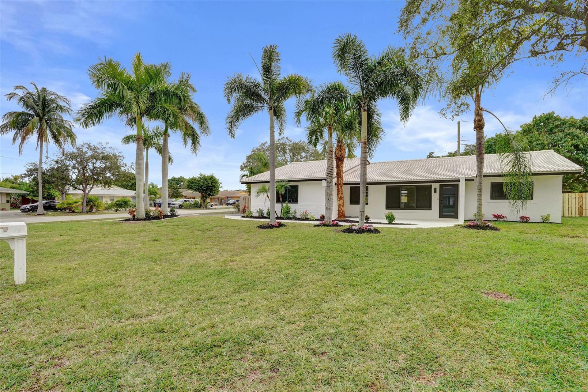 518 Linnet Cir, Delray Beach, FL 33444 Photo