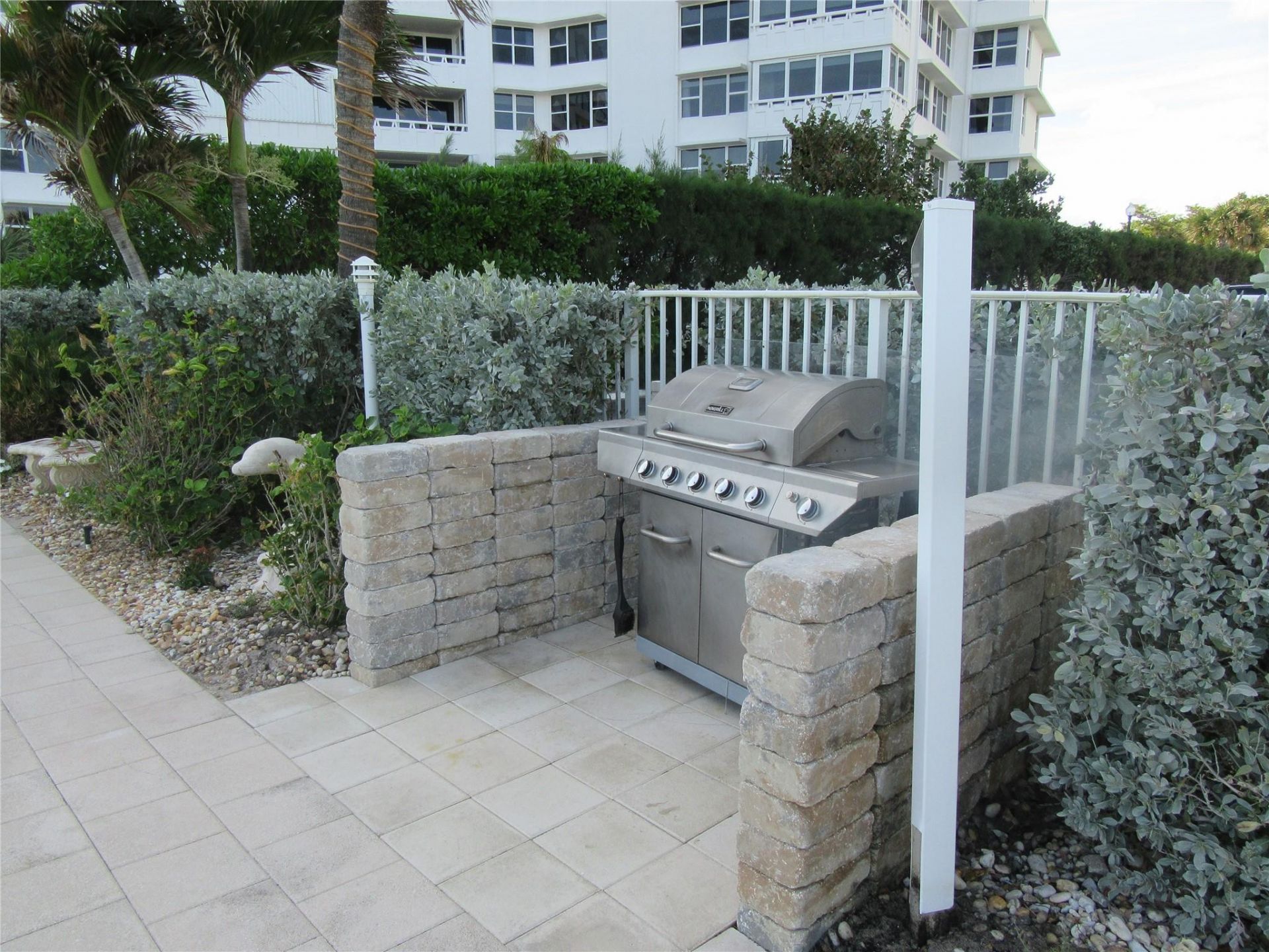 4050 N Ocean Drive, Unit 1208, Lauderdale by the Sea, FL 33308 Photo