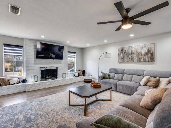 348 Thompson Street, Fort Worth, TX 76134