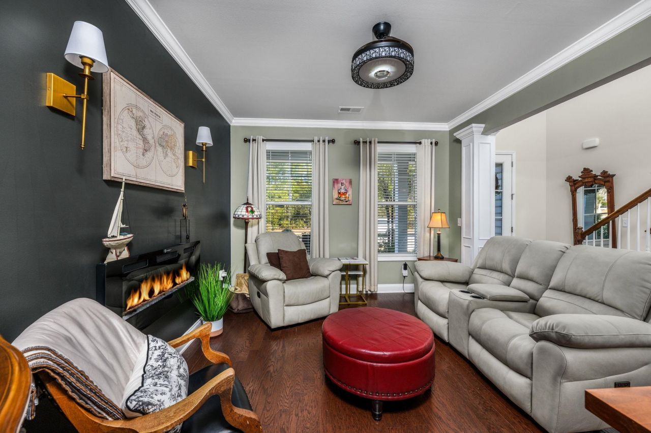 2705 Scarecrow Way Photo 11