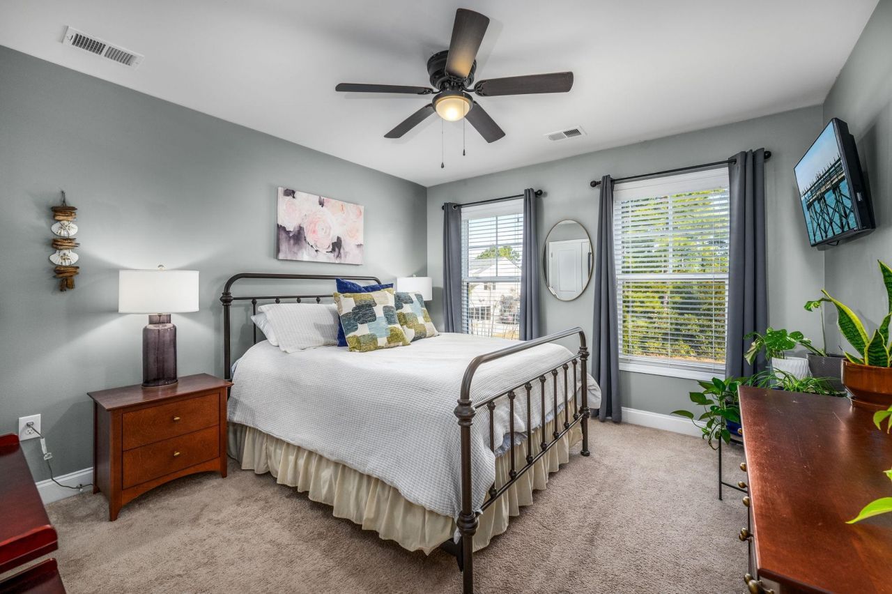 2705 Scarecrow Way Photo 21