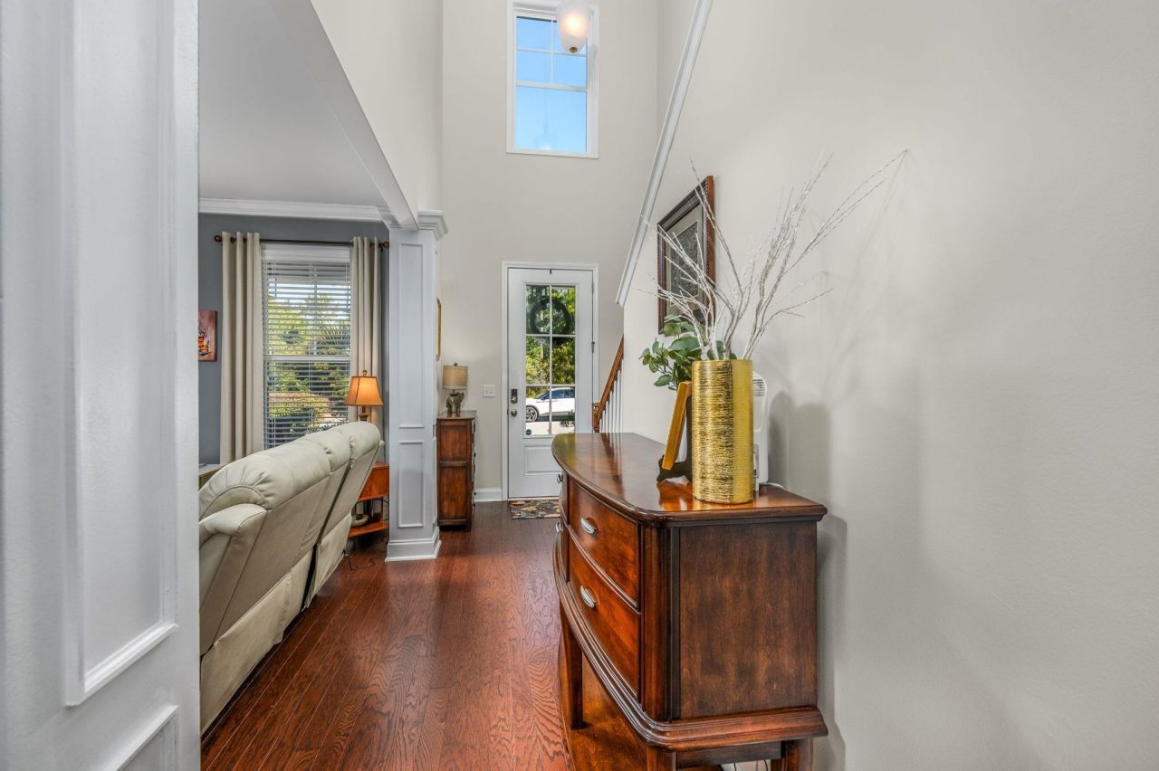 2705 Scarecrow Way Photo 5