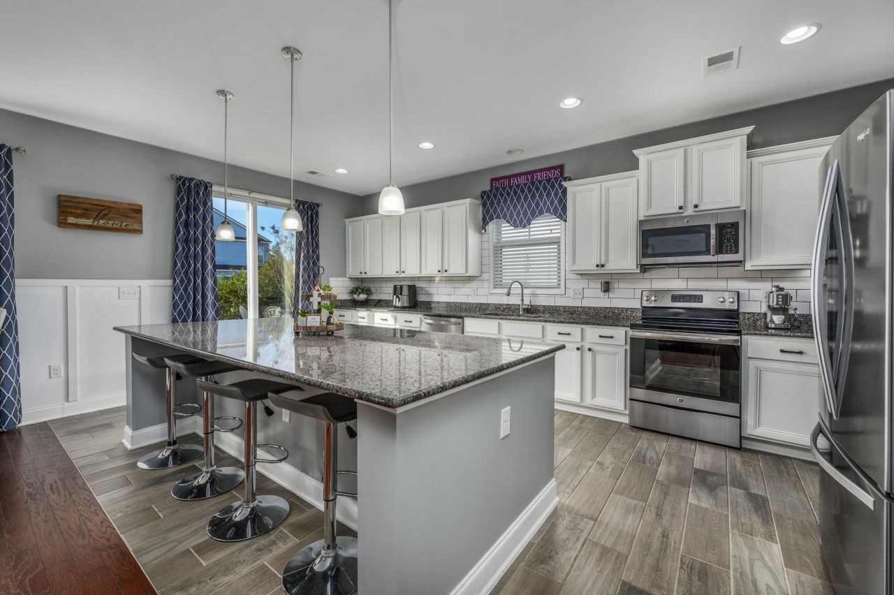 2705 Scarecrow Way Photo 8