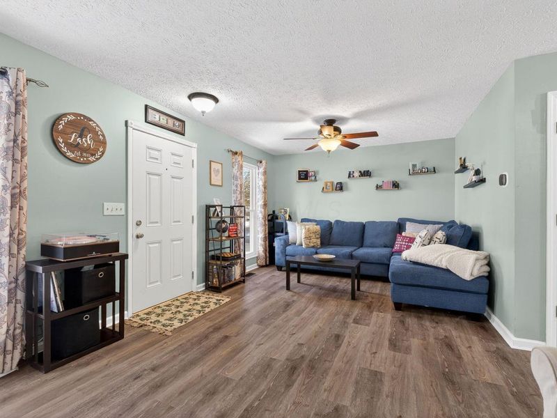 4327 Camden Passage Drive, Columbus, OH 43230 Photo 6