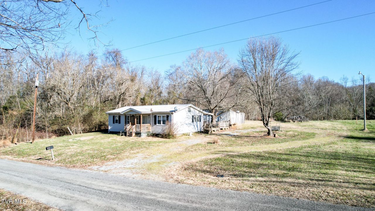 820 Doak Hensley Road Road, Afton, TN 37616 Main Photo