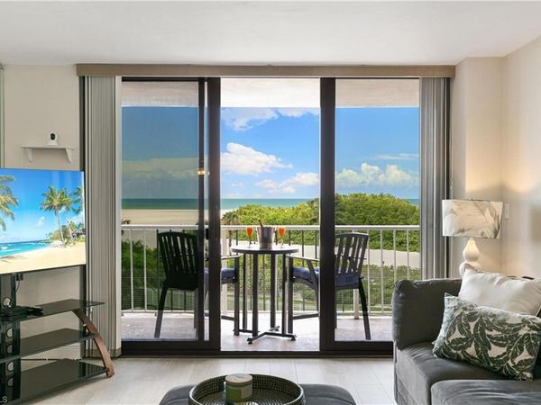 380 Seaview CT, Unit 405, MARCO ISLAND, FL 34145