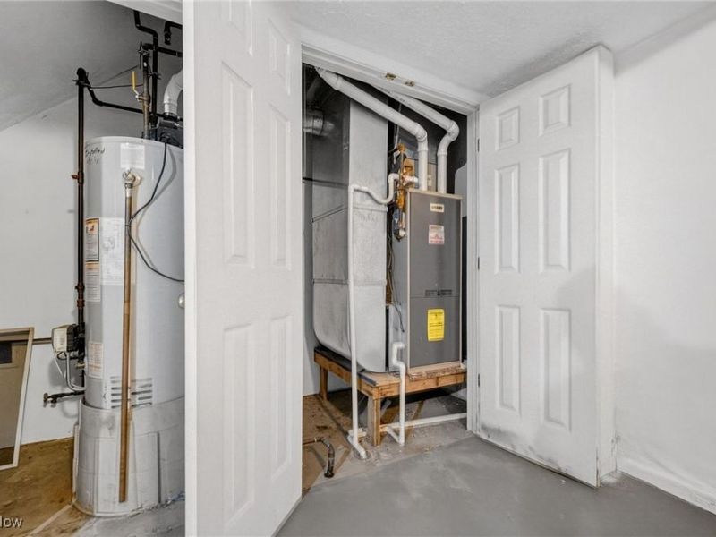 17639 Wildwood Lane, Cleveland, OH 44119 Photo 24