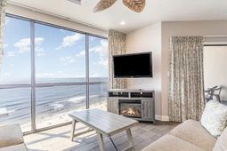 201 74th Ave. N photo 4