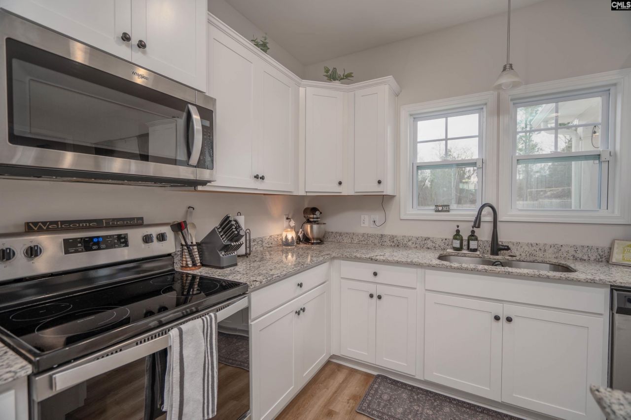 413 Blue Artesian Way Photo 9