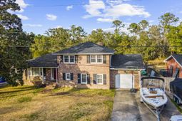 1832 Alice Drive photo 4