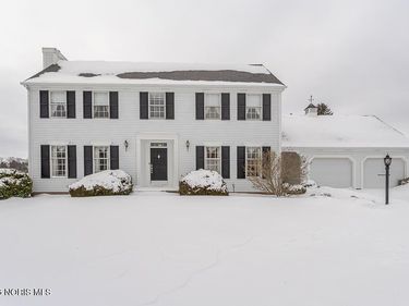 2324 Mill Race Court, Holland, OH 43528