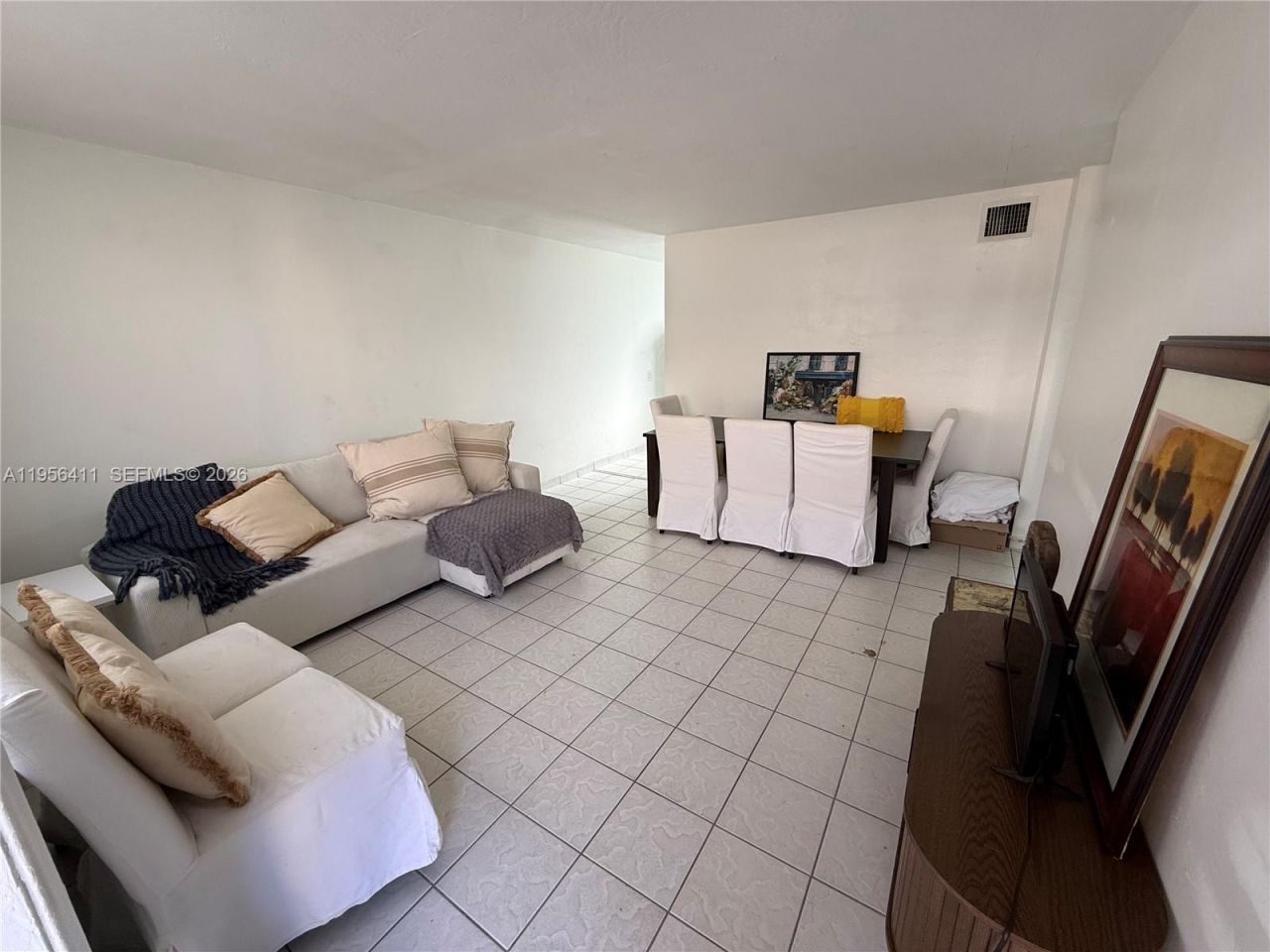 654 W 29th St, Unit 1, Hialeah, FL 33012 Photo