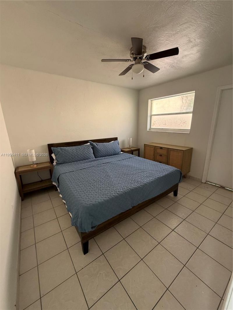 654 W 29th St, Unit 1, Hialeah, FL 33012 Photo