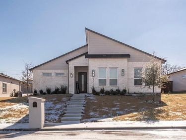 7722 Oak Garden Trail, Dallas, TX 75232